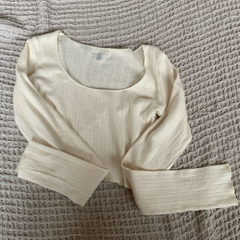 Brandy Melville crop top